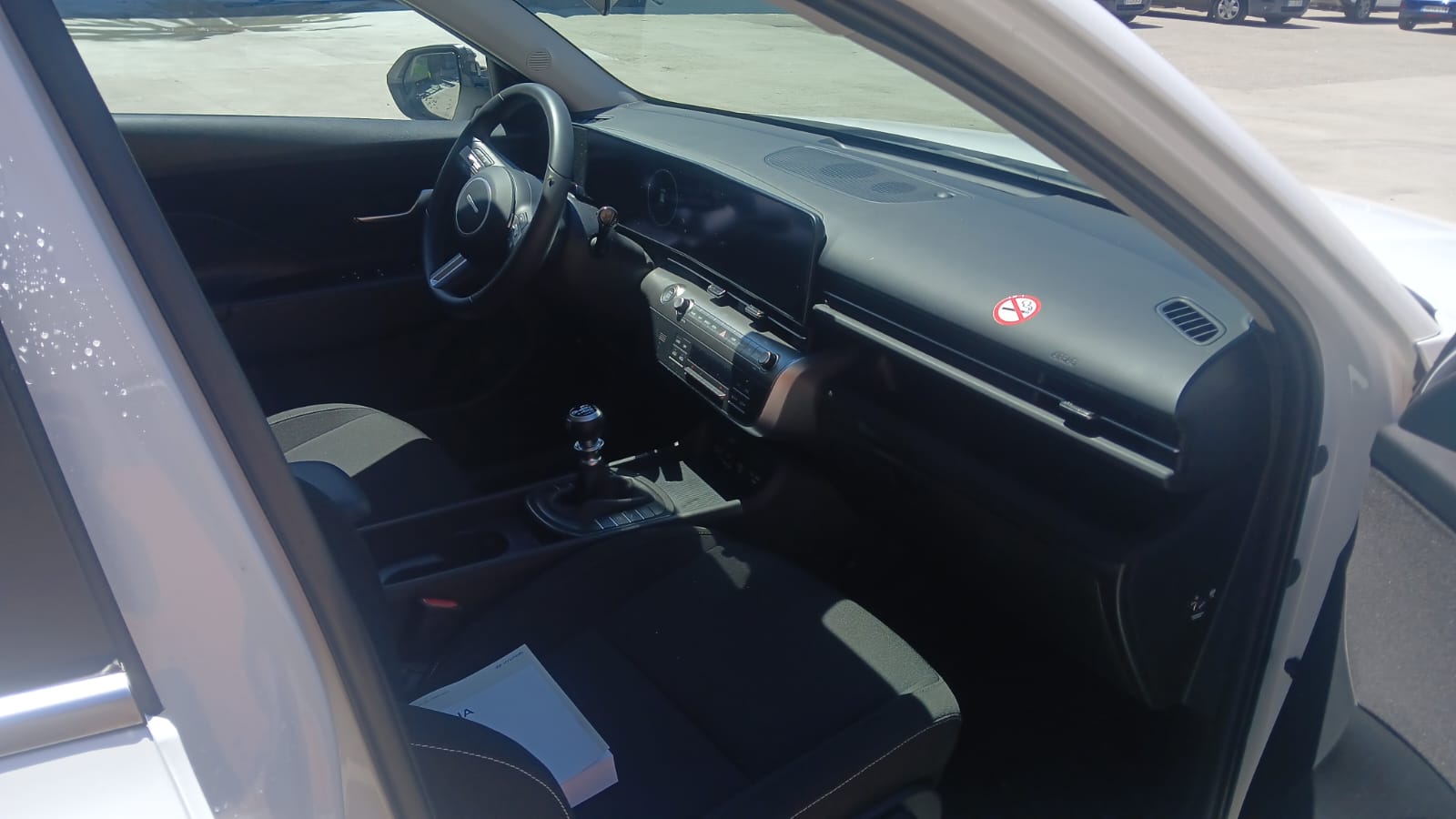 HYUNDAI KONA 1.0 SX2 - 2025 - Imagen 6