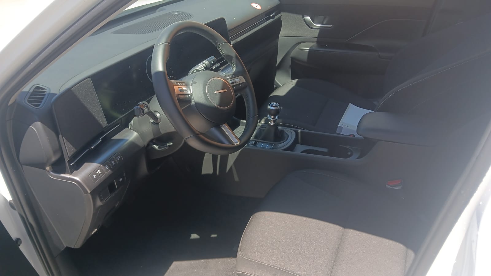HYUNDAI KONA 1.0 SX2 - 2025 - Imagen 7