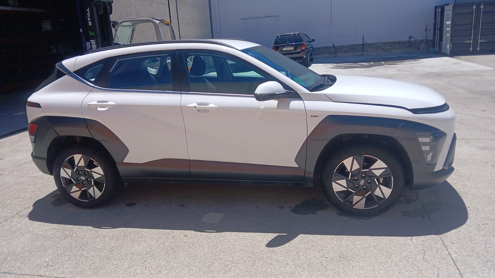 HYUNDAI KONA 1.0 SX2 - 2025 - Imagen 8