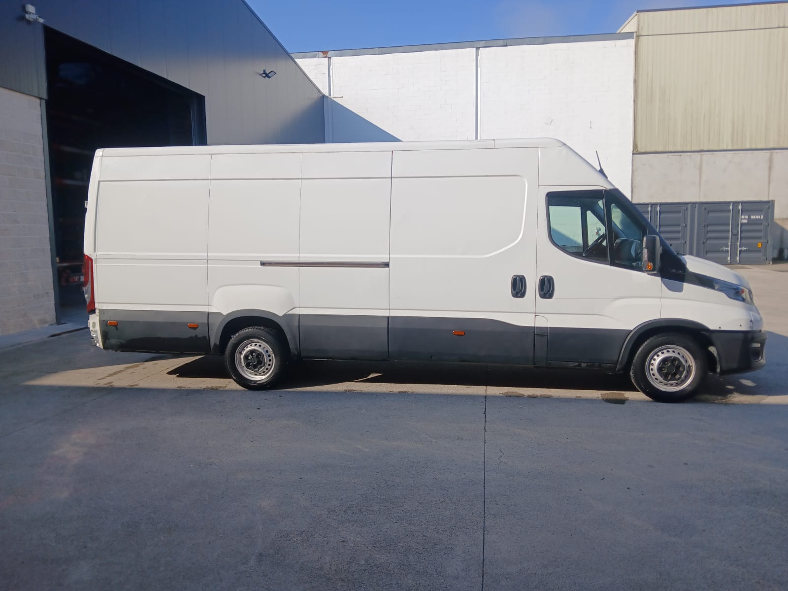 Iveco DAILY 35S 16 2.3 2022