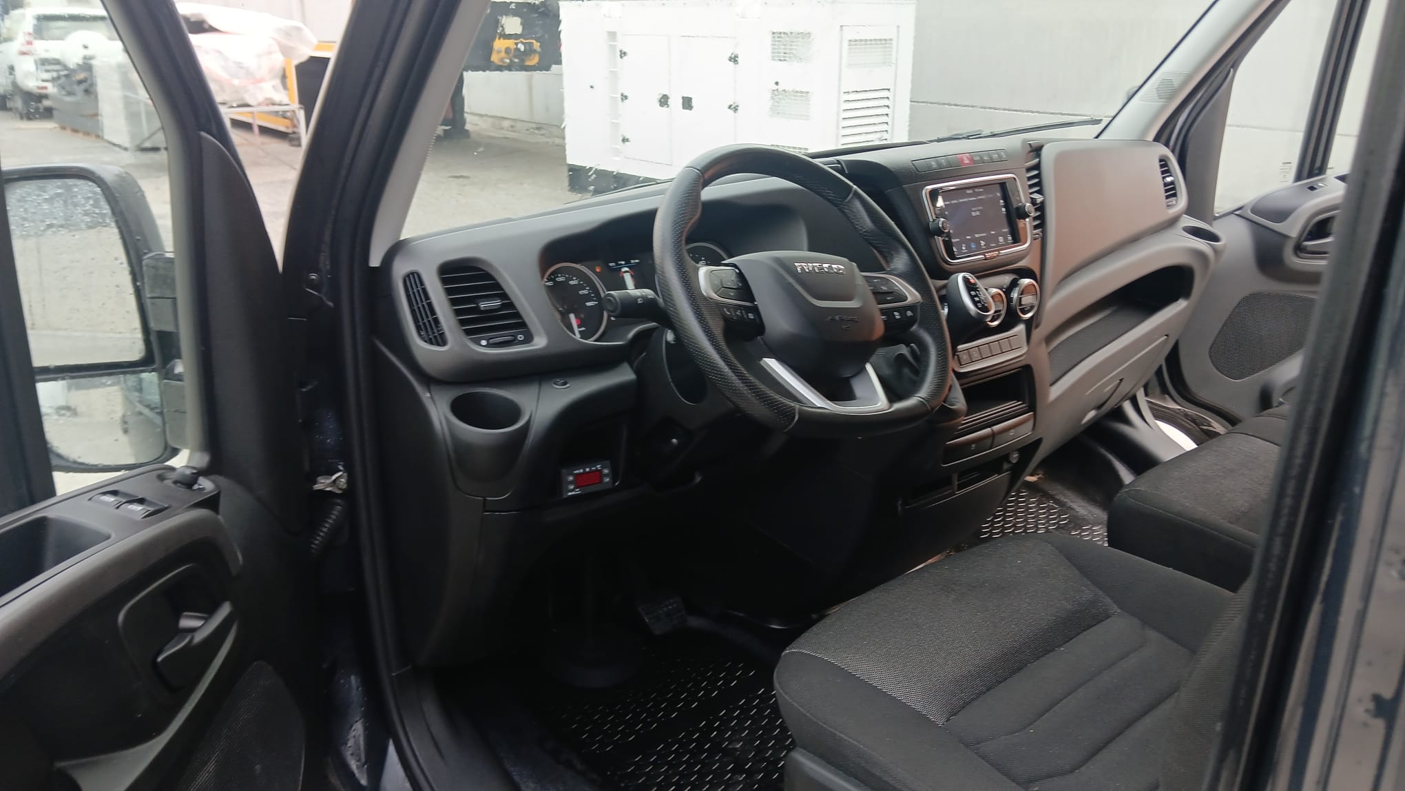 IVECO DAILY FRIGORIFICA 180CV 2023 - Imagen 8