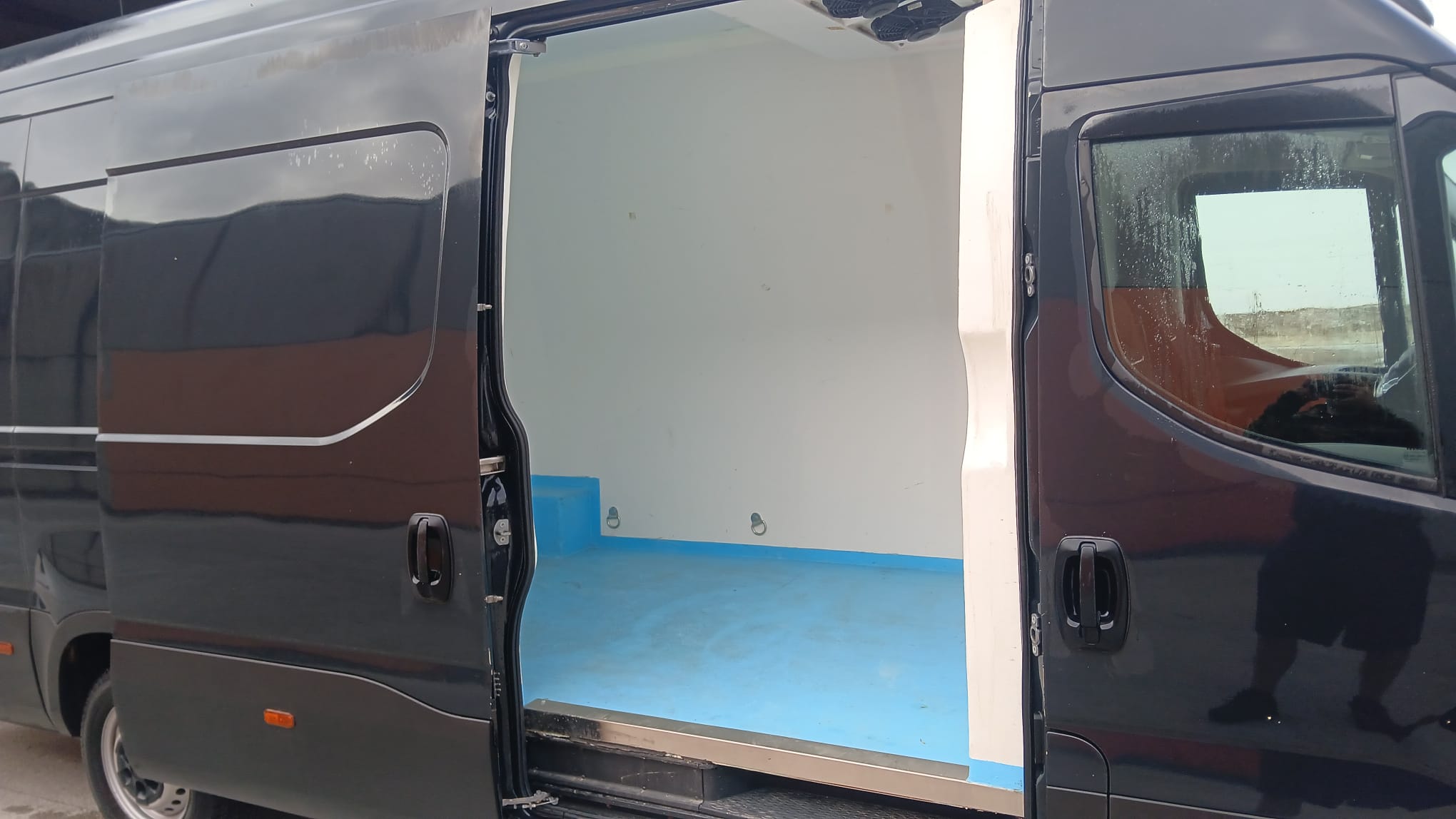 IVECO DAILY FRIGORIFICA 180CV 2023 - Imagen 11