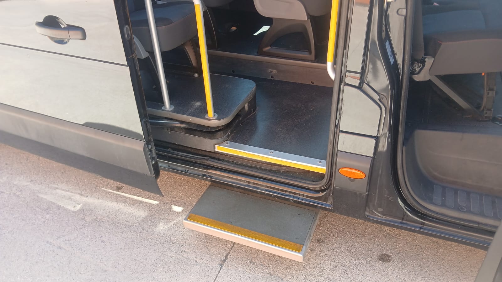 Renault Master Combi BUS 2.3 Año 2017 Transporte Escolar - Imagen 7