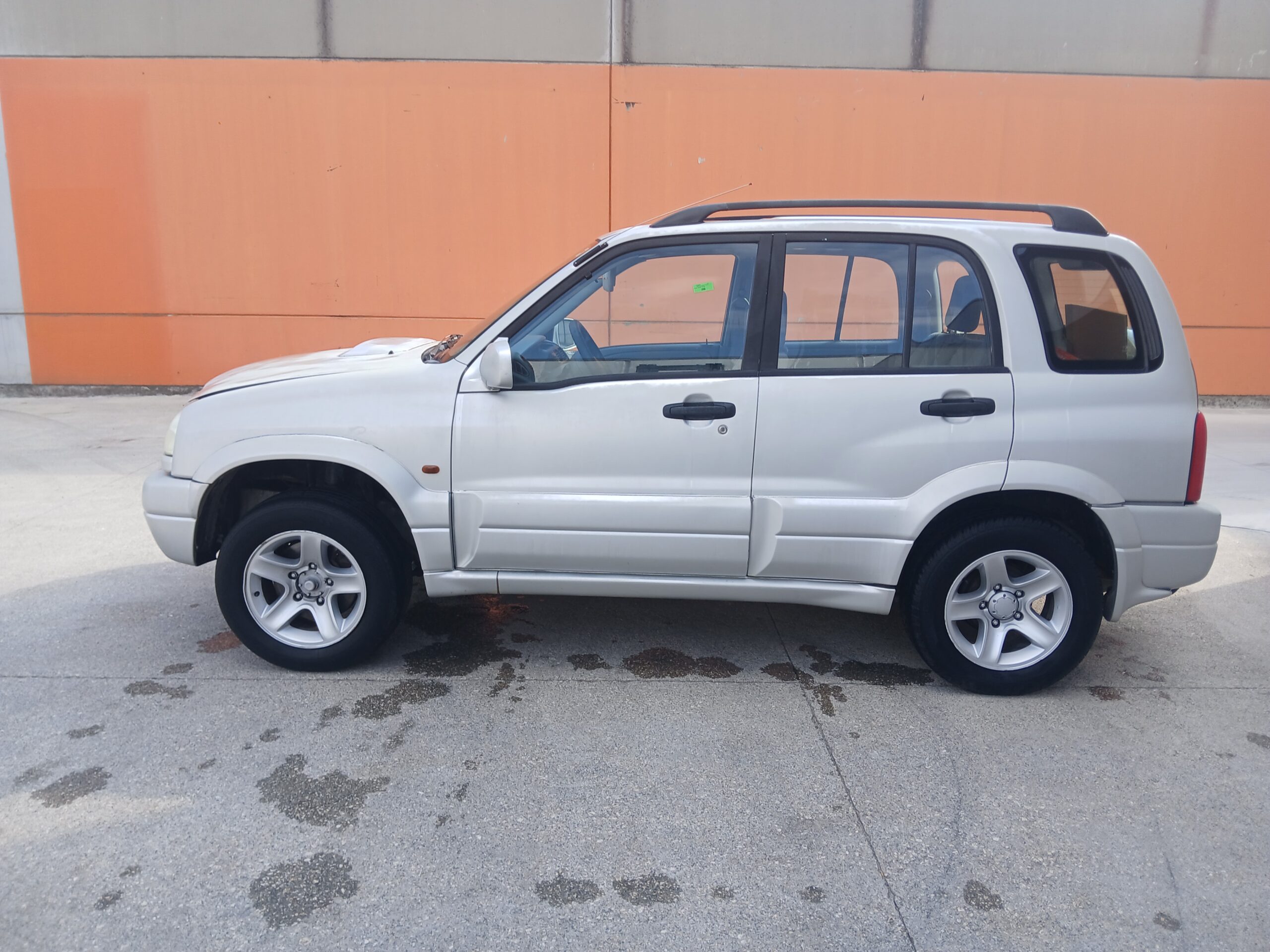 SUZUKI GRAND VITARA 2.5 V6 2002 - Imagen 3