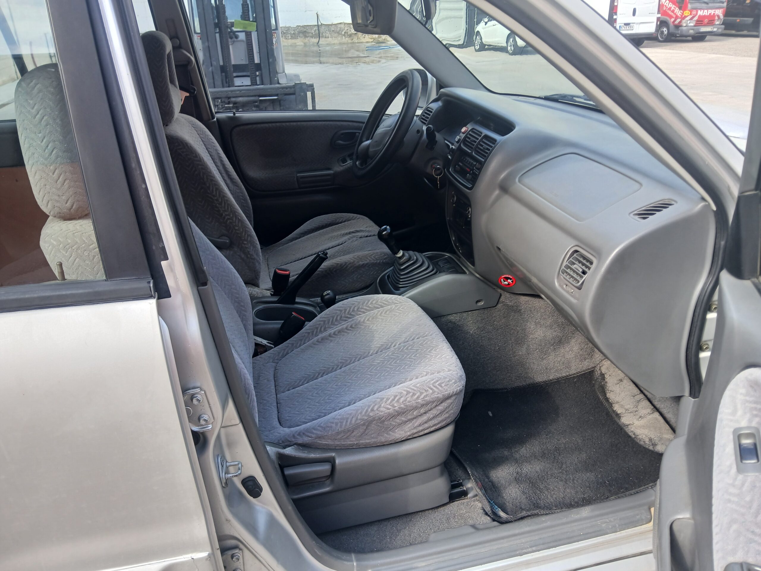 SUZUKI GRAND VITARA 2.5 V6 2002 - Imagen 8