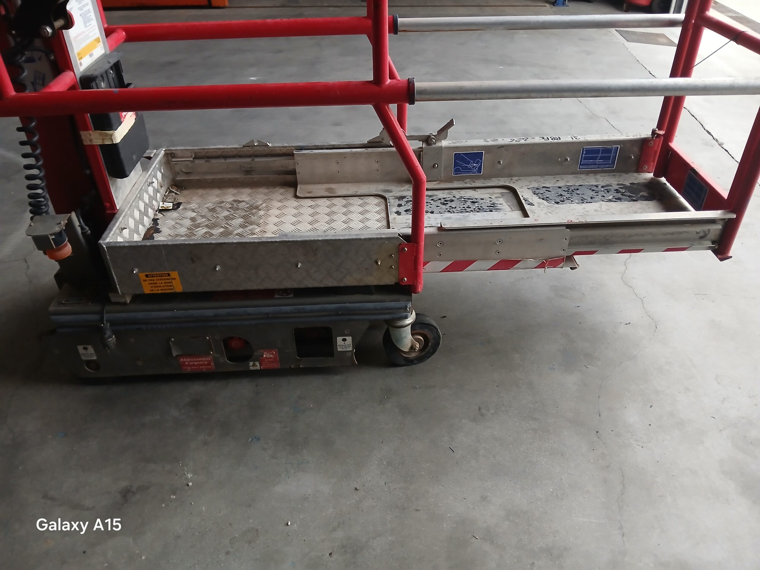PLATAFORMA ELEVADORA ELECTRICA JLG Nano SP Plus - Imagen 8