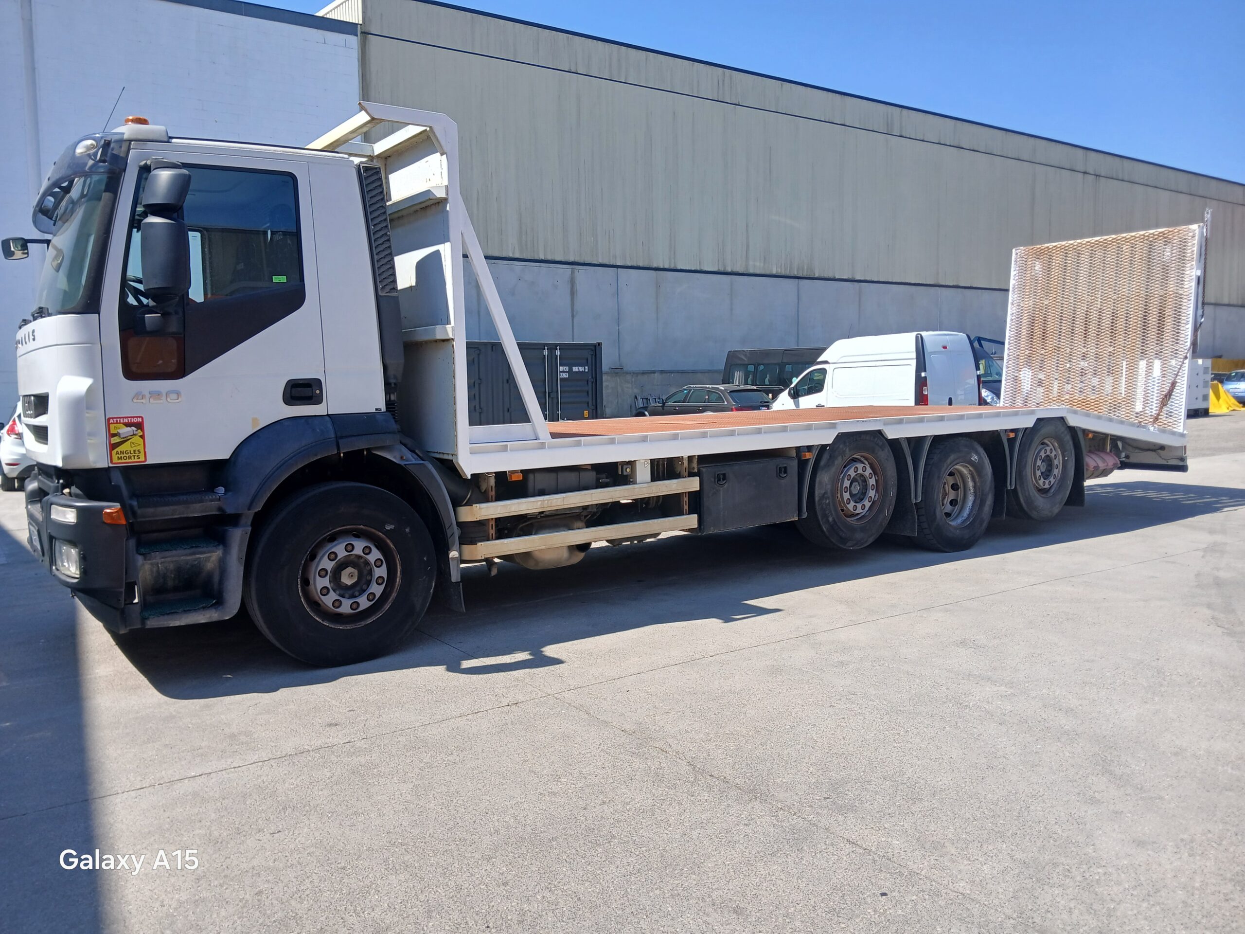 Iveco Stralis Portamáquinas 420 8x2 10.3 2011 - Imagen 4