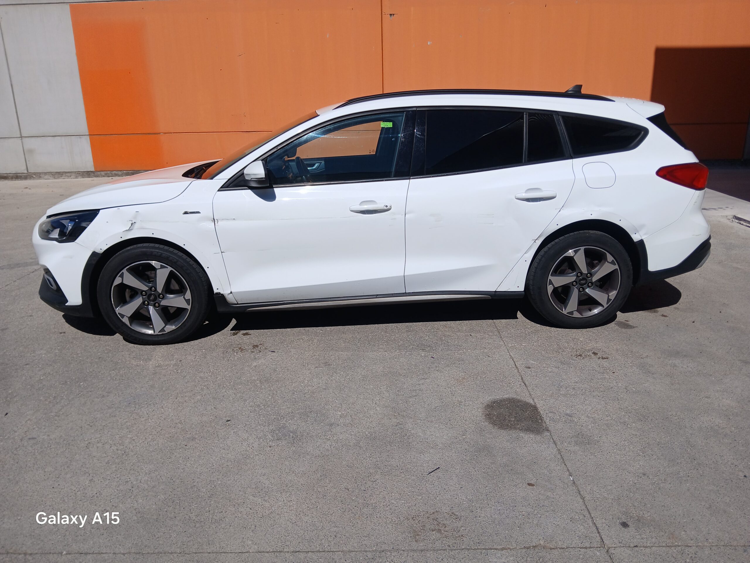 FORD FOCUS 1.0 HEV - 2021 - Imagen 2