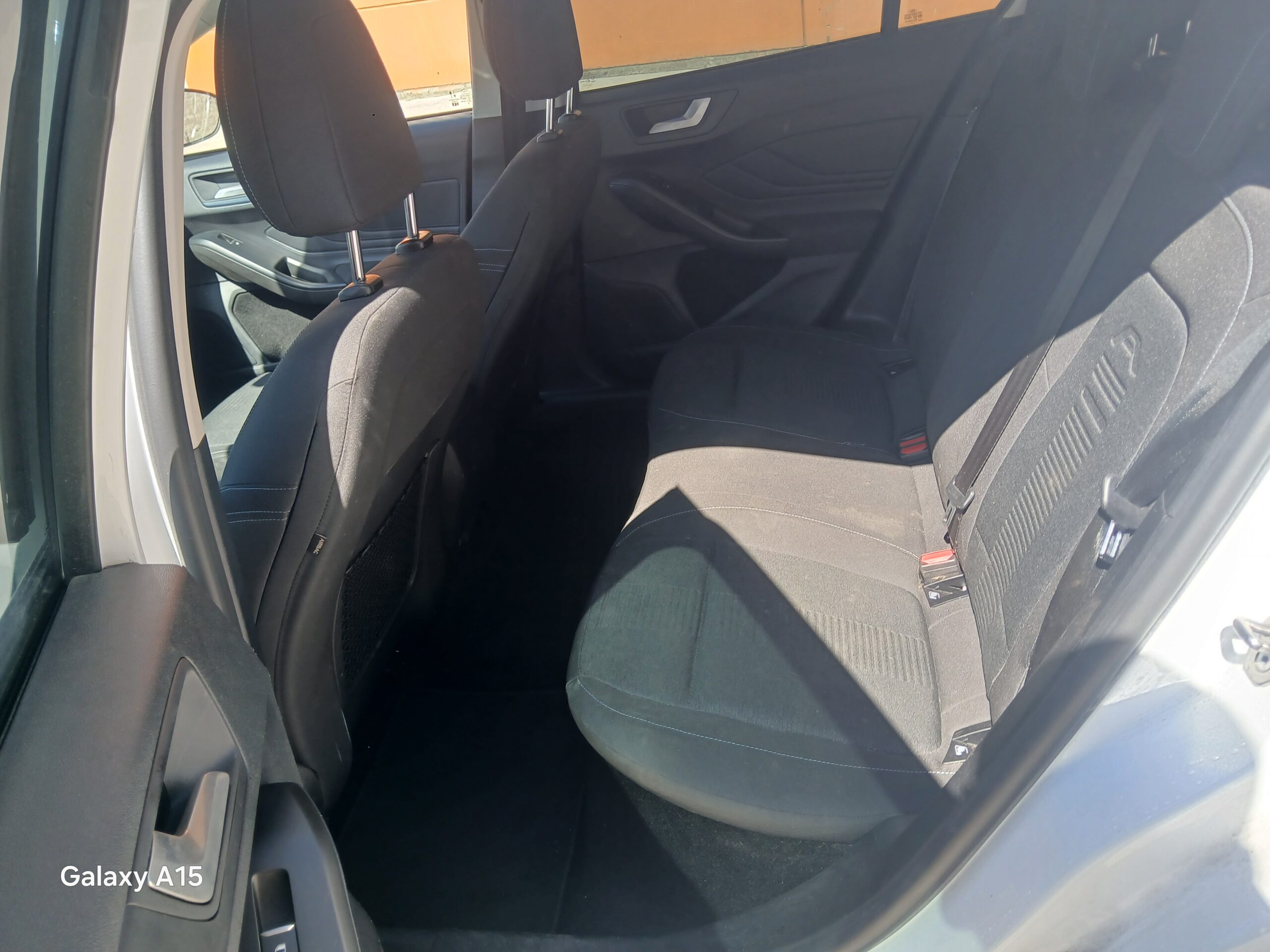 FORD FOCUS 1.0 HEV - 2021 - Imagen 7